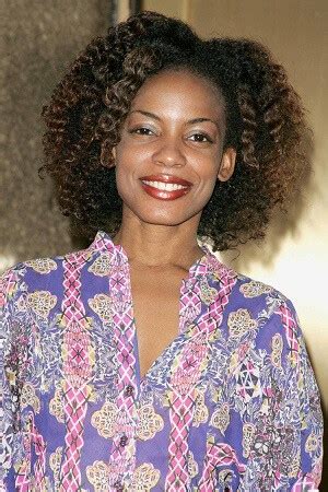 Aunjanue Ellis – IG, Parents, Siblings, Kids, Boyfriend,。